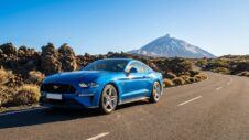 Ford Mustang á Tenerife: akstursumsögn á veginum