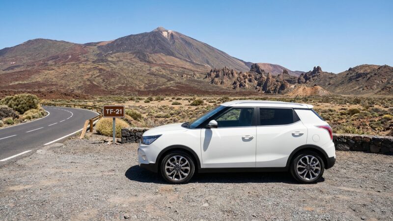 KGM Tivoli á Tenerife: hvernig hann ekur vegunum