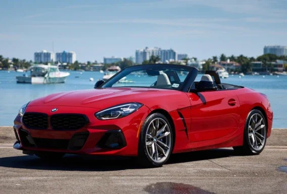 BMW Z4 sDrive30i (Sjálfskiptur, 3.0 L, 2 sæti)