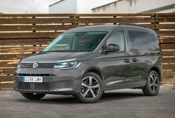 Volkswagen Caddy Maxi (Sjálfskiptur, 2.0 L, 7 sæti)