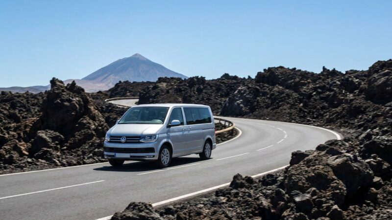 Volkswagen Caravelle á Tenerife: akstursumsögn
